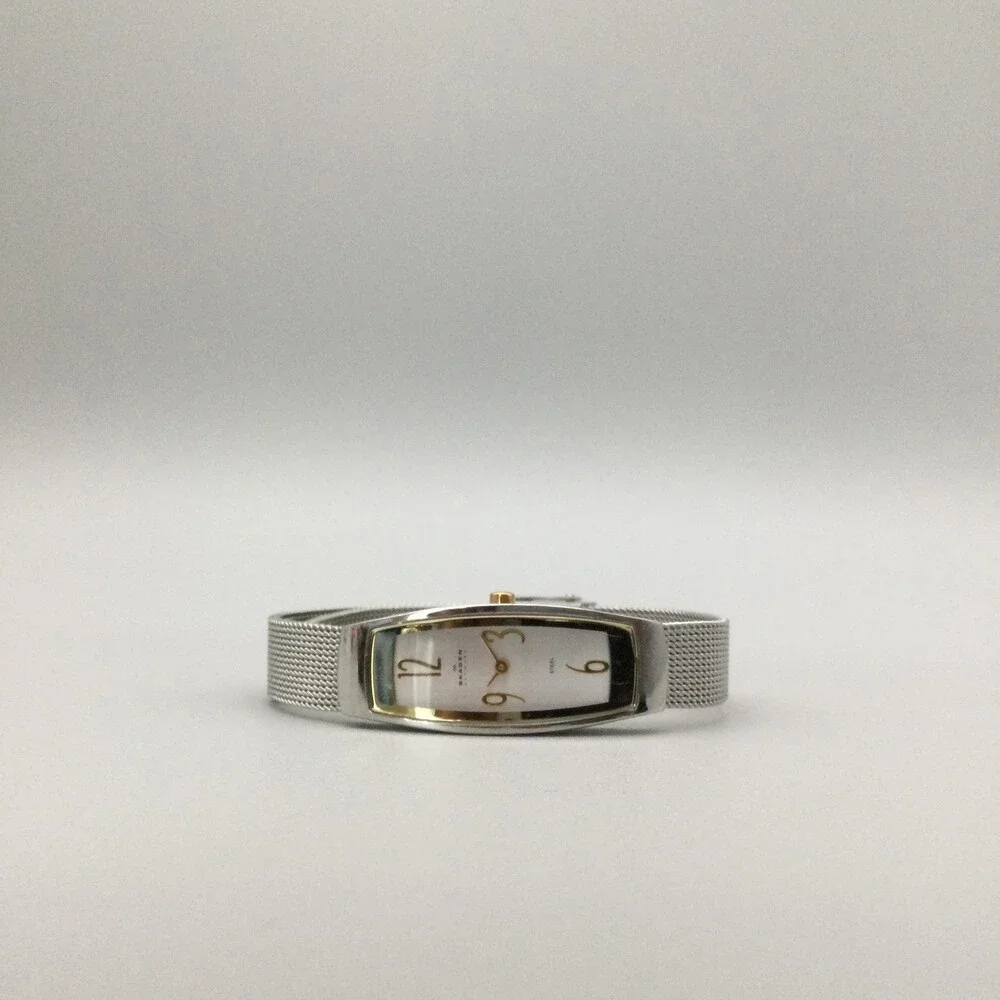Skagen Womens Watch 15mm Silver Tone Mesh Band Tonneau Steel New Battery